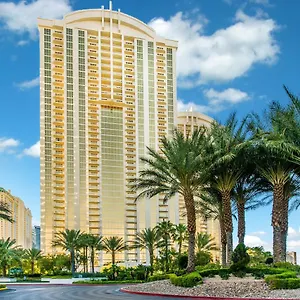Apartment Mgm Penthouse - Strip View - No Fee 3319, Las Vegas